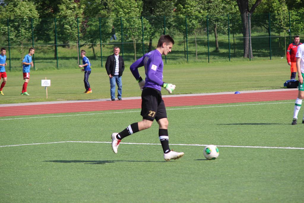 CLJ: Miedź Legnica - UKP Zielona Góra 2:2