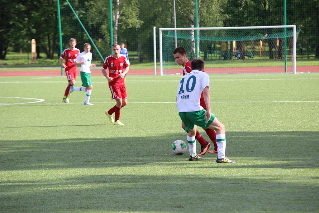 CLJ: Miedź Legnica - UKP Zielona Góra 2:2