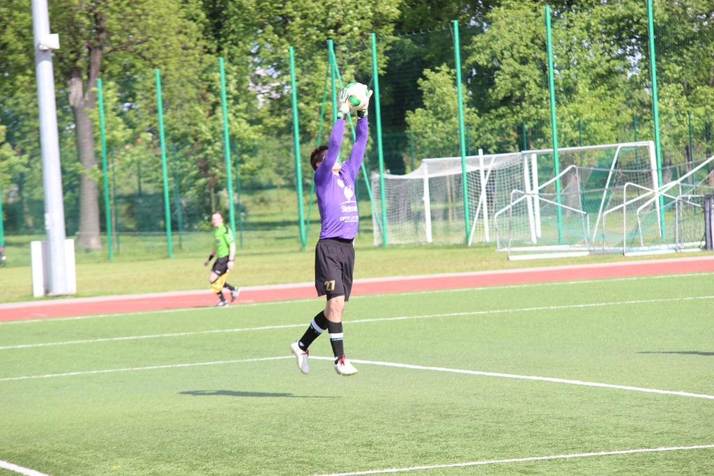 CLJ: Miedź Legnica - UKP Zielona Góra 2:2