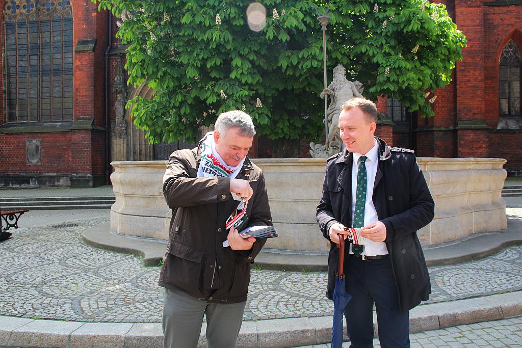 Zdrojewski zaatakowany przez związkowców