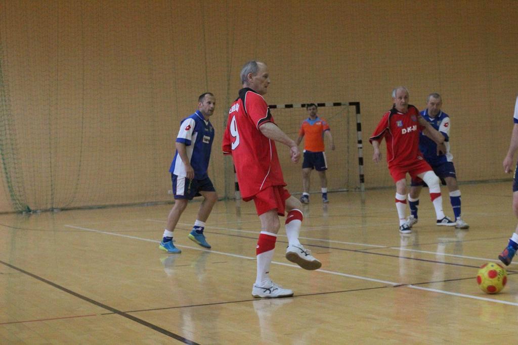 Spotkanie po latach: Oldboje Miedzi - Juniorki 78'
