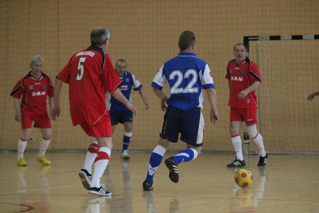 Spotkanie po latach: Oldboje Miedzi - Juniorki 78'