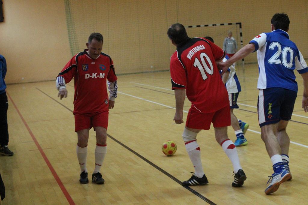 Spotkanie po latach: Oldboje Miedzi - Juniorki 78'