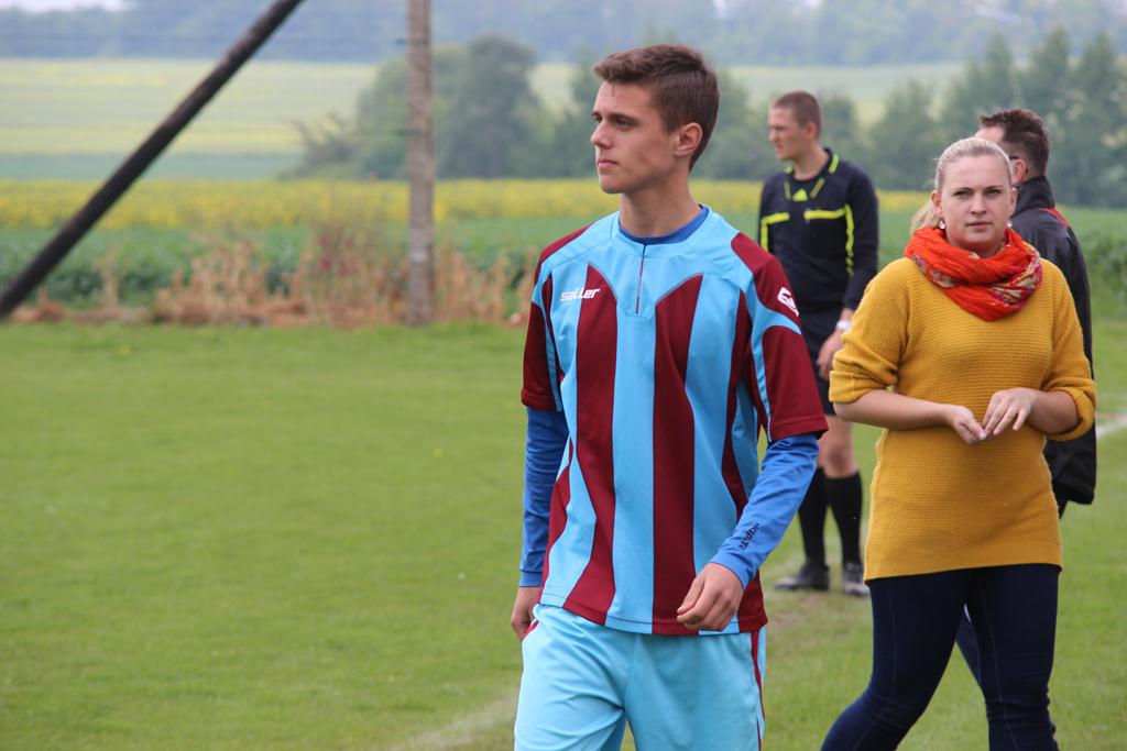 Klasa B: Orzeł - Cicha Woda 9:0 (1:0)