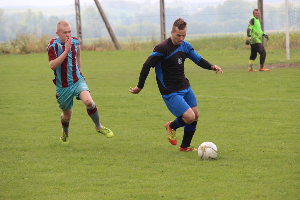 Klasa B: Orzeł - Cicha Woda 9:0 (1:0)
