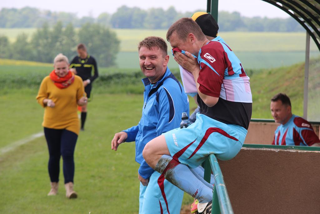 Klasa B: Orzeł - Cicha Woda 9:0 (1:0)