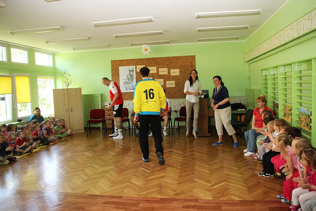 Piłkarze ręczni w przedszkolu