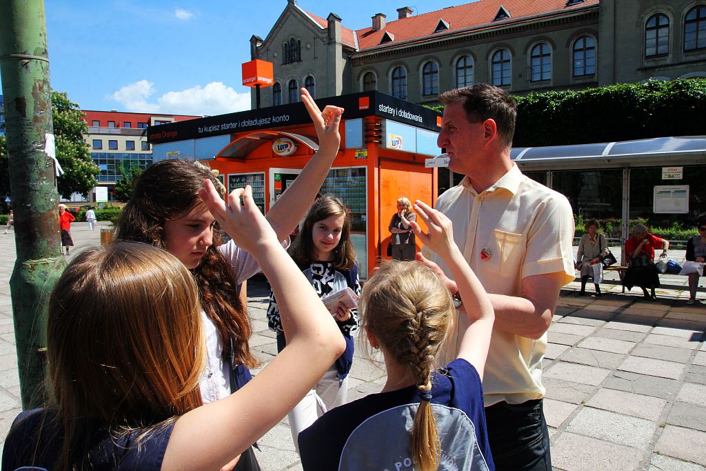 Rozśpiewane autobusy kursują po Legnicy