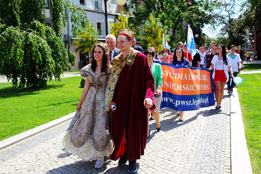 Studenci przejęli władzę w mieście