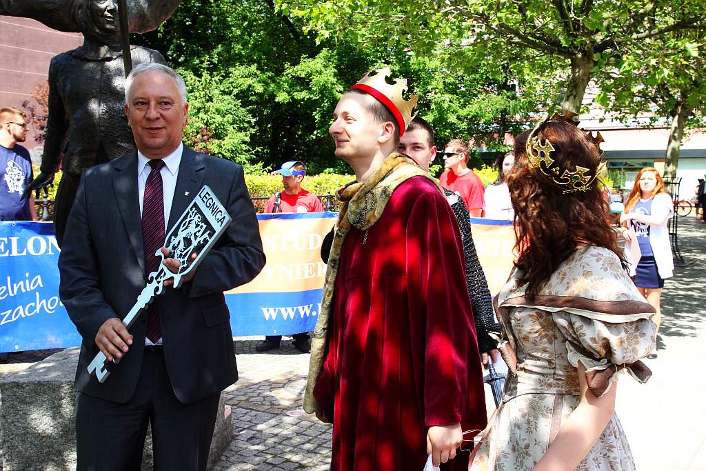 Studenci przejęli władzę w mieście