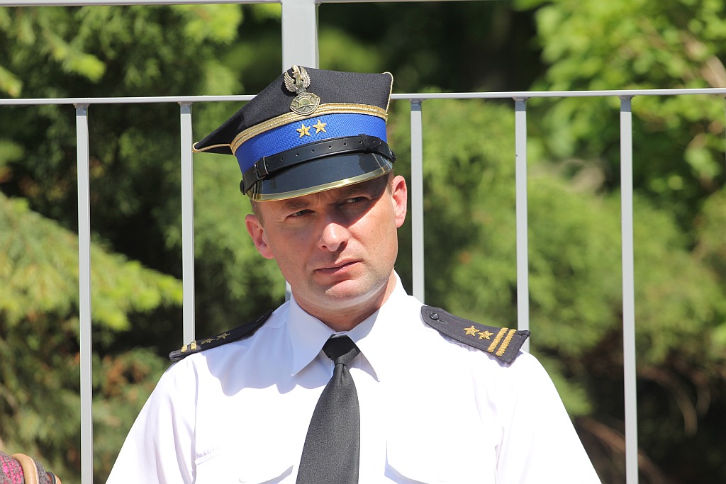 Tłum polityków w szpitalu na otwarciu ... wejścia