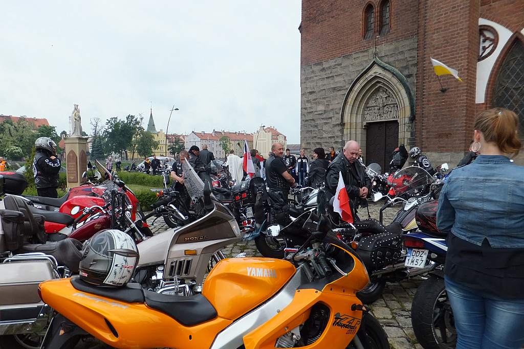 Dopalacze rozpoczęli kolejny sezon