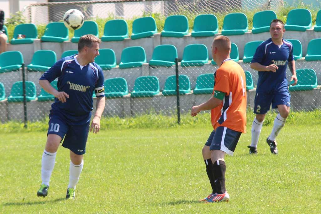 Klasa A: Unia Rosochata - GKS Męcinka 1:3 (0:1)