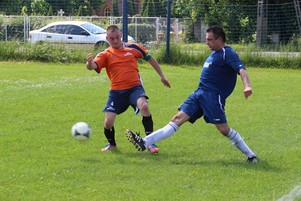Klasa A: Unia Rosochata - GKS Męcinka 1:3 (0:1)