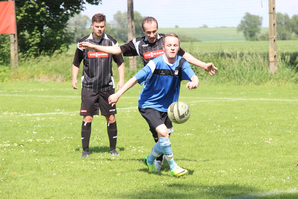 Klasa A: Zryw Kłębanowice - Błękitni Kościelec 0:5 (0:1)