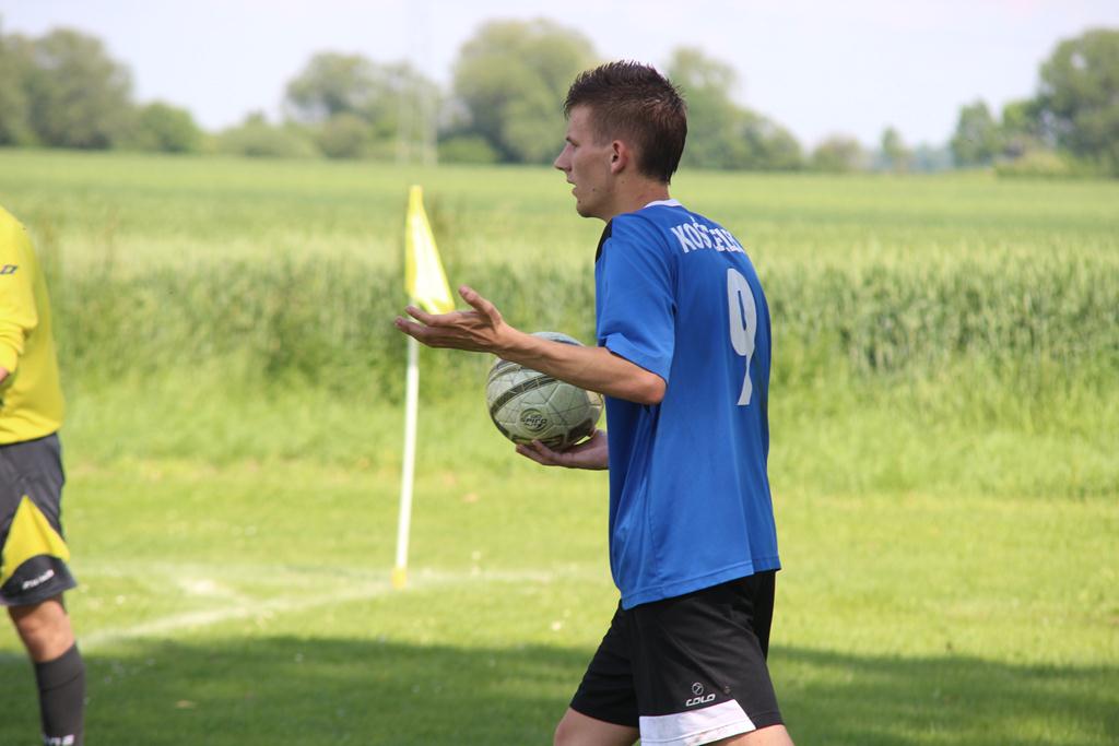 Klasa A: Zryw Kłębanowice - Błękitni Kościelec 0:5 (0:1)