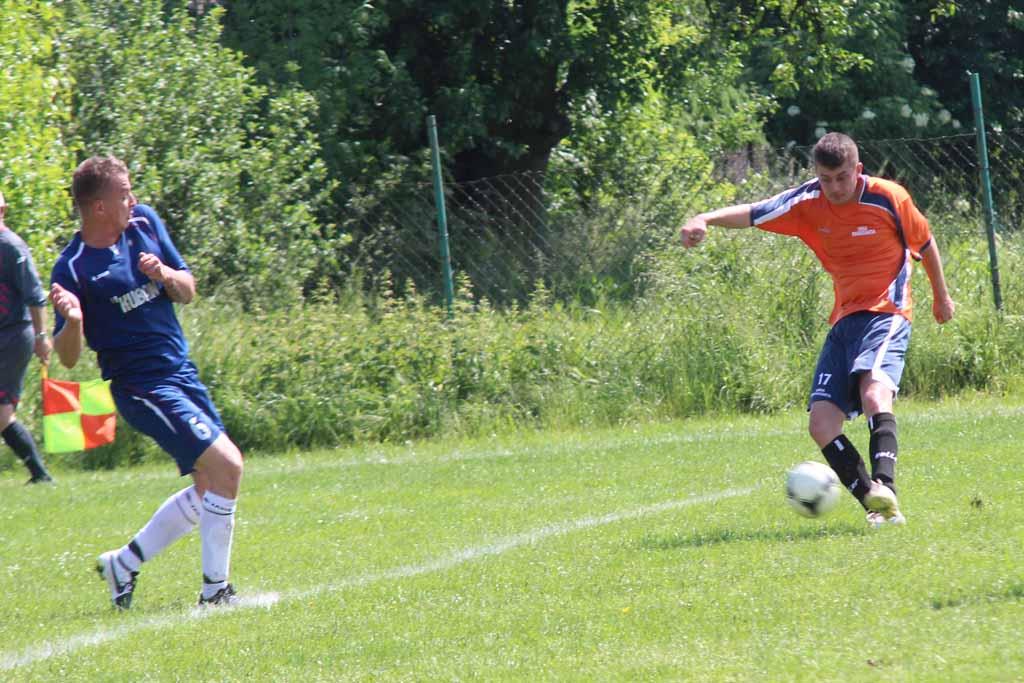 Klasa A: Unia Rosochata - GKS Męcinka 1:3 (0:1)