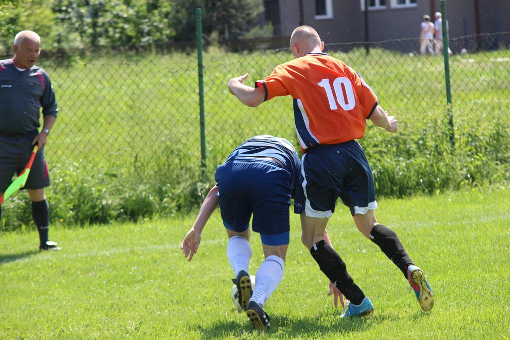 Klasa A: Unia Rosochata - GKS Męcinka 1:3 (0:1)