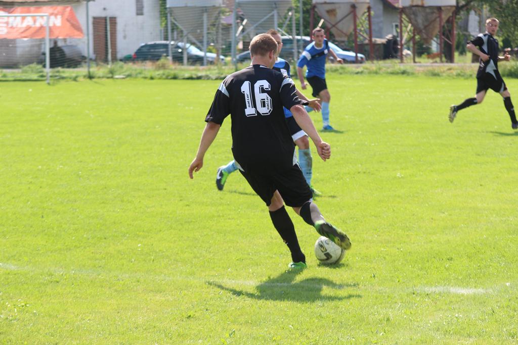 Klasa A: Zryw Kłębanowice - Błękitni Kościelec 0:5 (0:1)