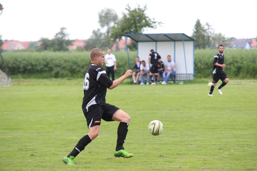 Klasa A: Zryw Kłębanowice - Wilki Różana 1:2