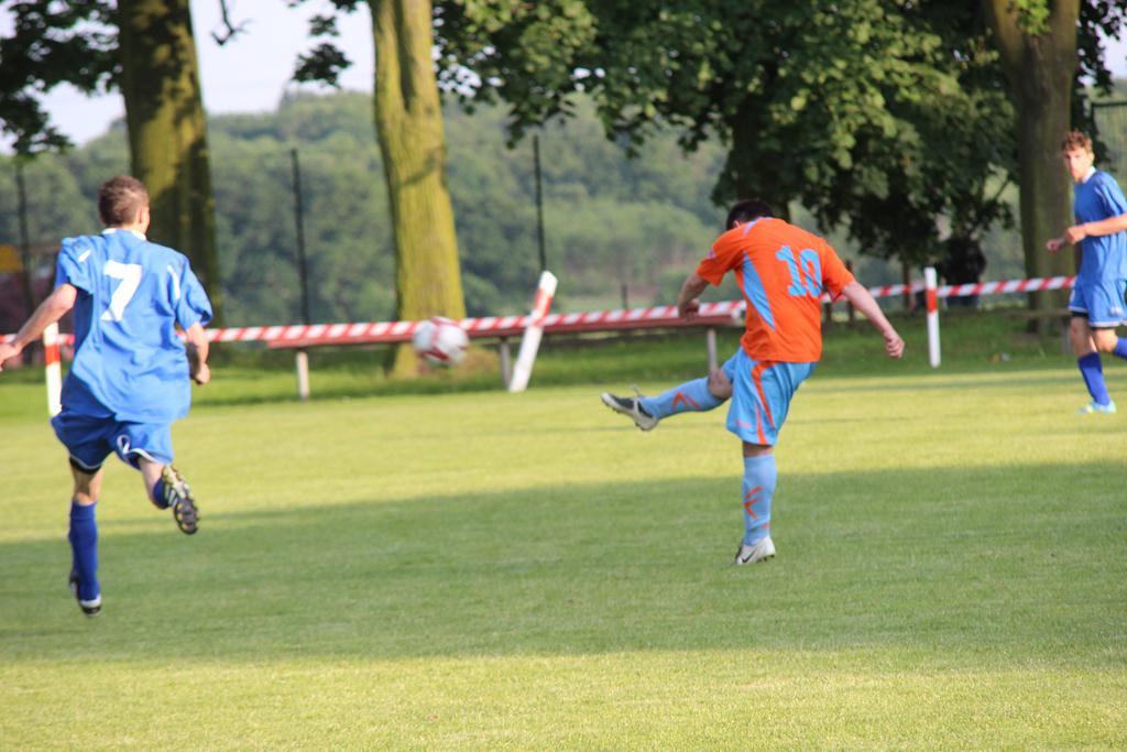 Okręgówka: KS Legnickie Pole - Sparta Grębocice 2:1 (1:0)