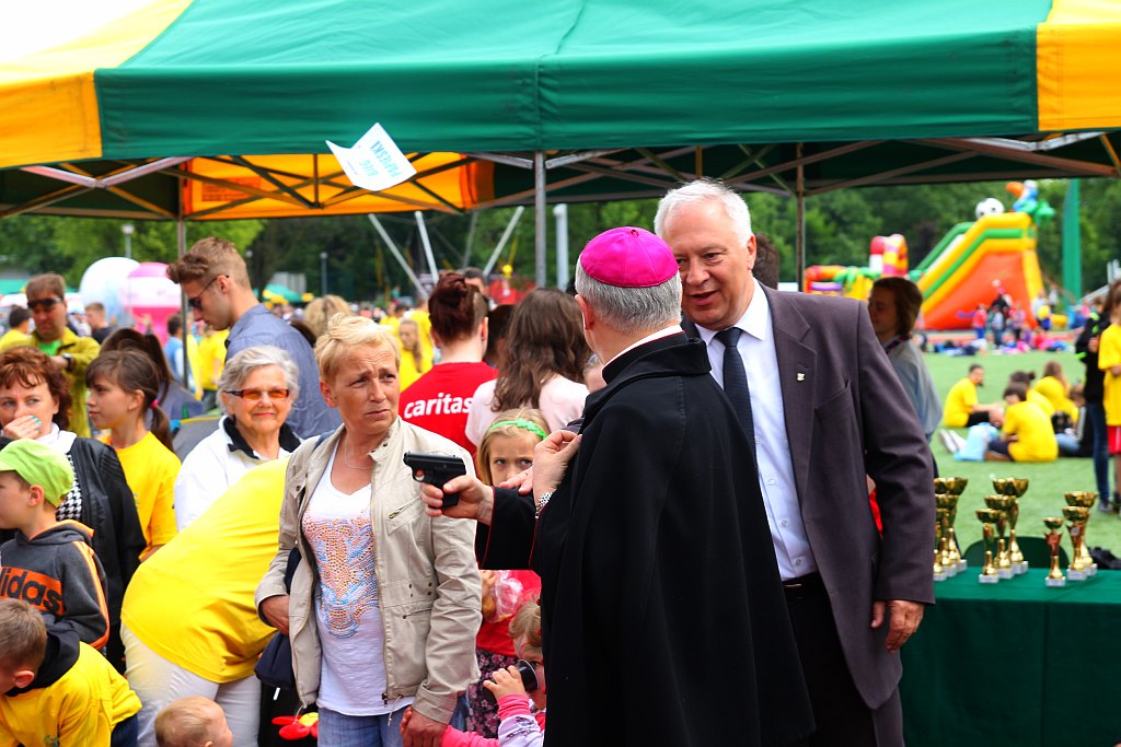 Caritas zaprosiła na Dzień Dziecka cz1