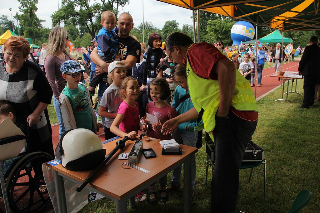Caritas zaprosiła na Dzień Dziecka cz2