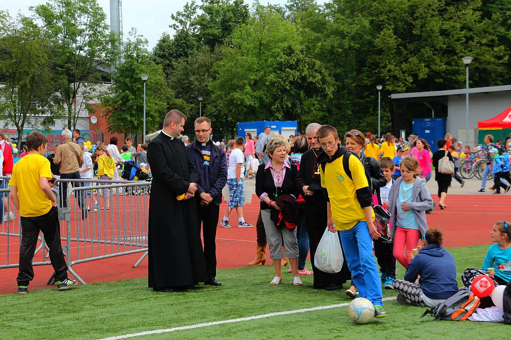 Caritas zaprosiła na Dzień Dziecka cz2