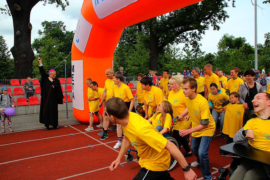 Caritas zaprosiła na Dzień Dziecka cz2