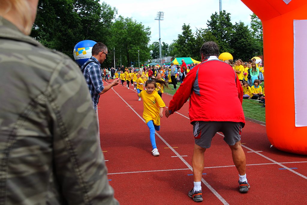 Caritas zaprosiła na Dzień Dziecka cz2
