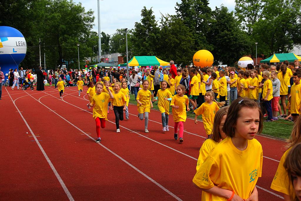 Caritas zaprosiła na Dzień Dziecka cz2