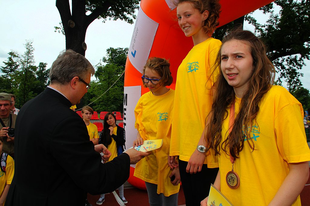 Caritas zaprosiła na Dzień Dziecka cz2