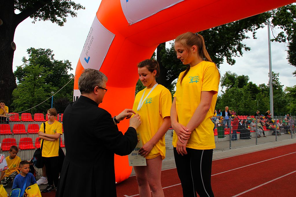Caritas zaprosiła na Dzień Dziecka cz2