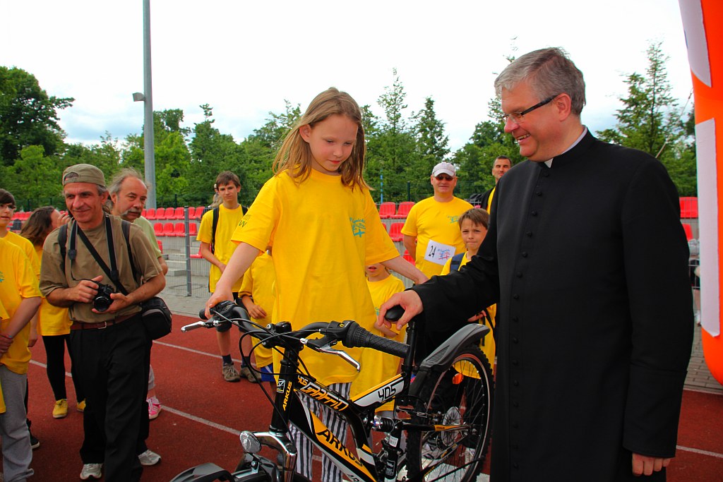 Caritas zaprosiła na Dzień Dziecka cz2