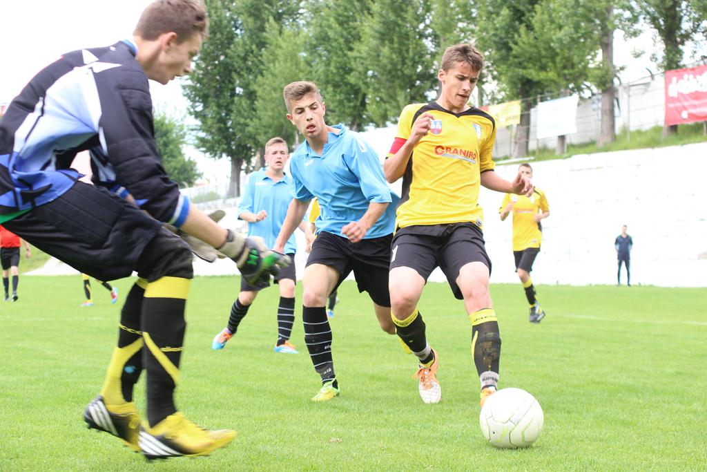 LDJ. Konfeks Legnica - AKS Strzegom 6:4 (2:1)