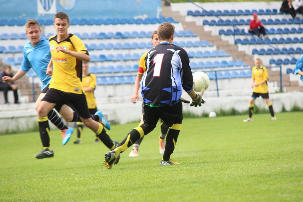 LDJ. Konfeks Legnica - AKS Strzegom 6:4 (2:1)