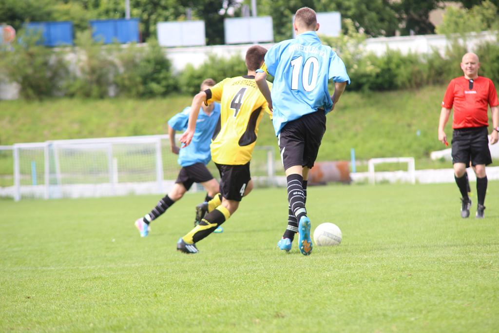 LDJ. Konfeks Legnica - AKS Strzegom 6:4 (2:1)