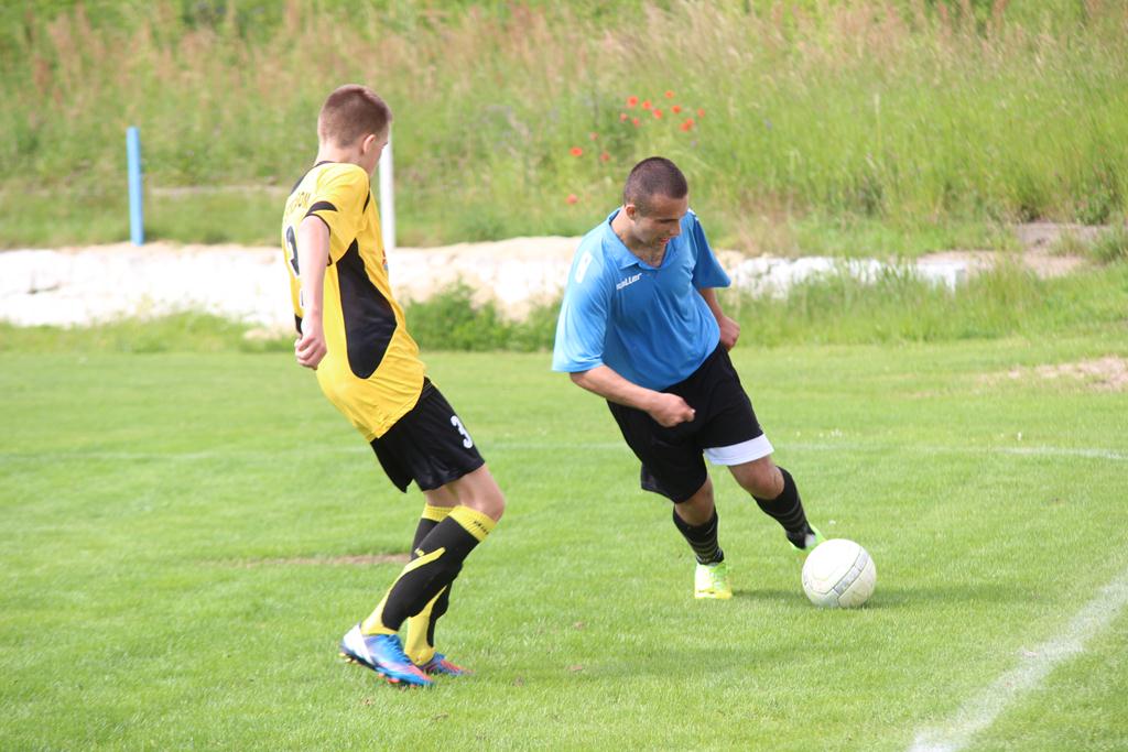 LDJ. Konfeks Legnica - AKS Strzegom 6:4 (2:1)