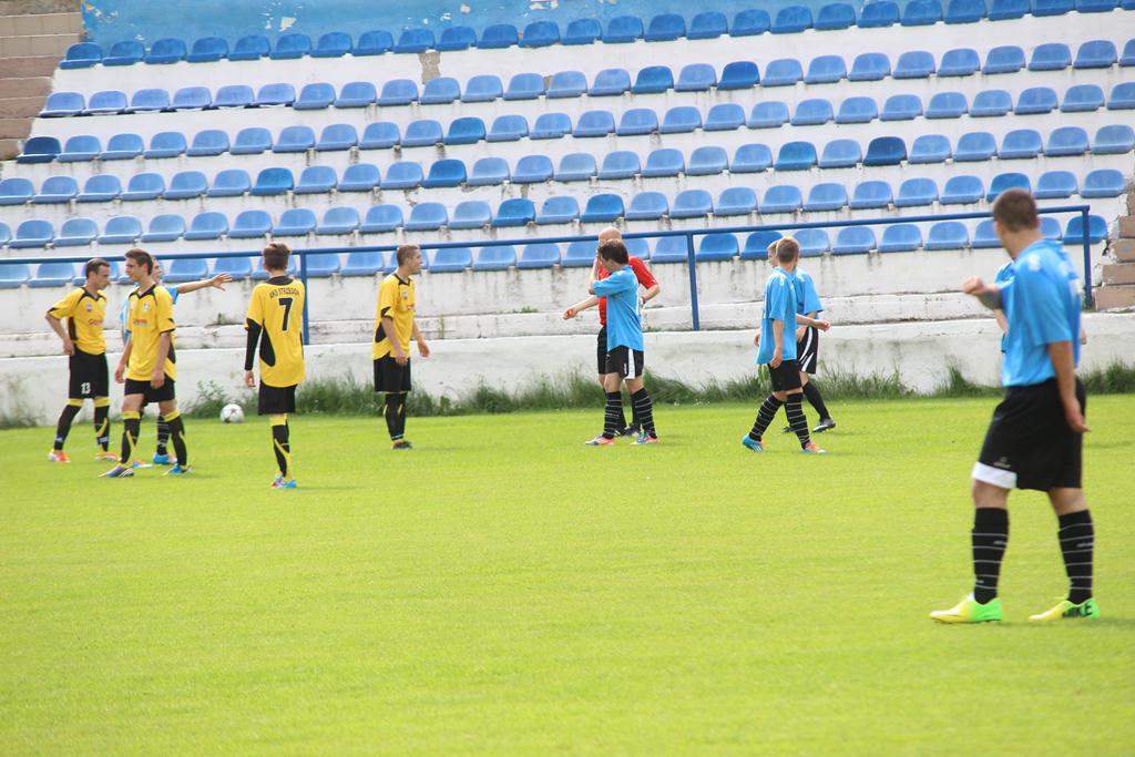 LDJ. Konfeks Legnica - AKS Strzegom 6:4 (2:1)