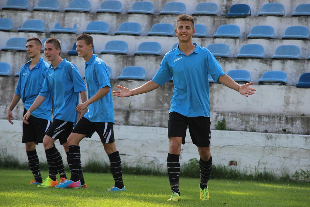 LDJ. Konfeks Legnica - AKS Strzegom 6:4 (2:1)
