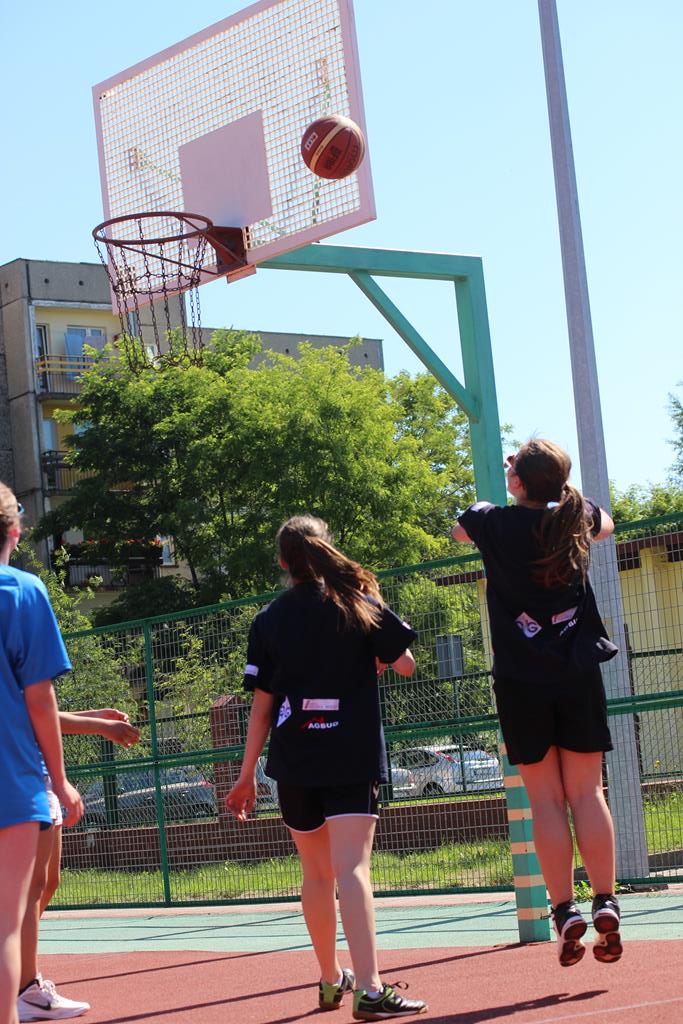 Turniej koszykarski Streetball 3x3 cz2