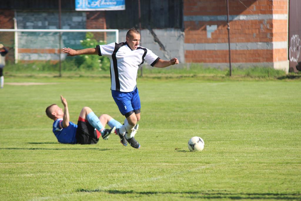 Klasa A: Albatros - Błękitni 0:5 (0:3)