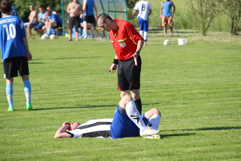 Klasa A: Albatros - Błękitni 0:5 (0:3)