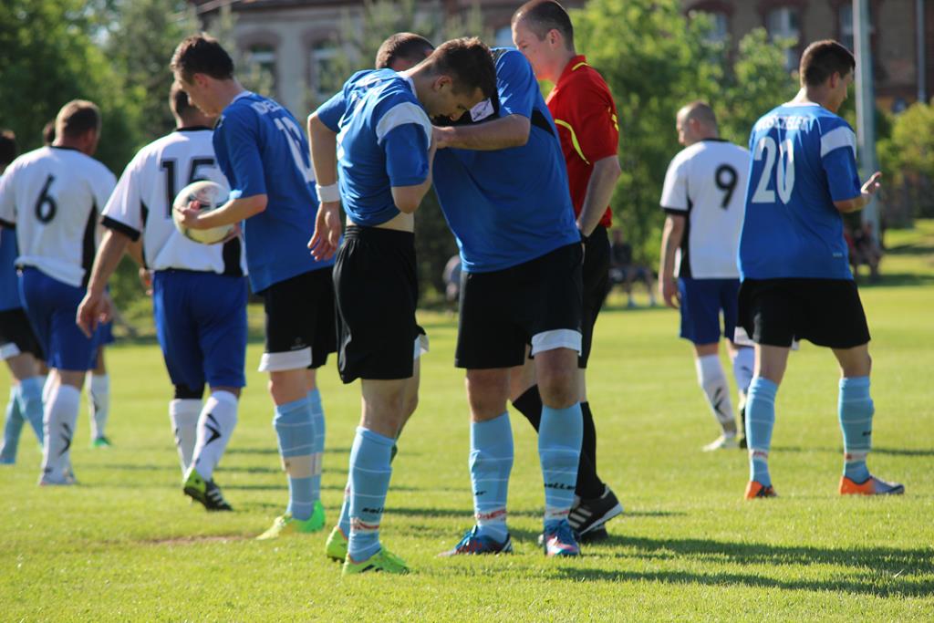 Klasa A: Albatros - Błękitni 0:5 (0:3)