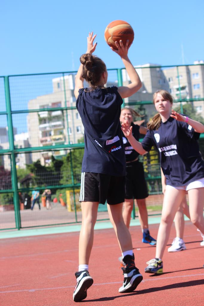 Turniej koszykarski Streetball 3x3 cz1