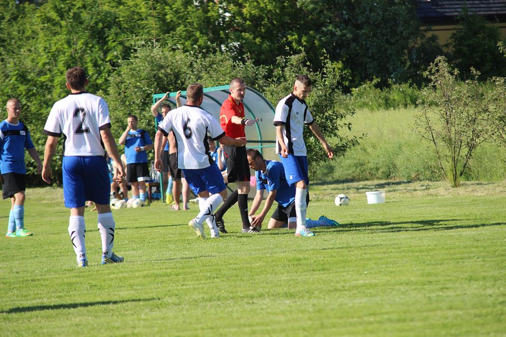 Klasa A: Albatros - Błękitni 0:5 (0:3)