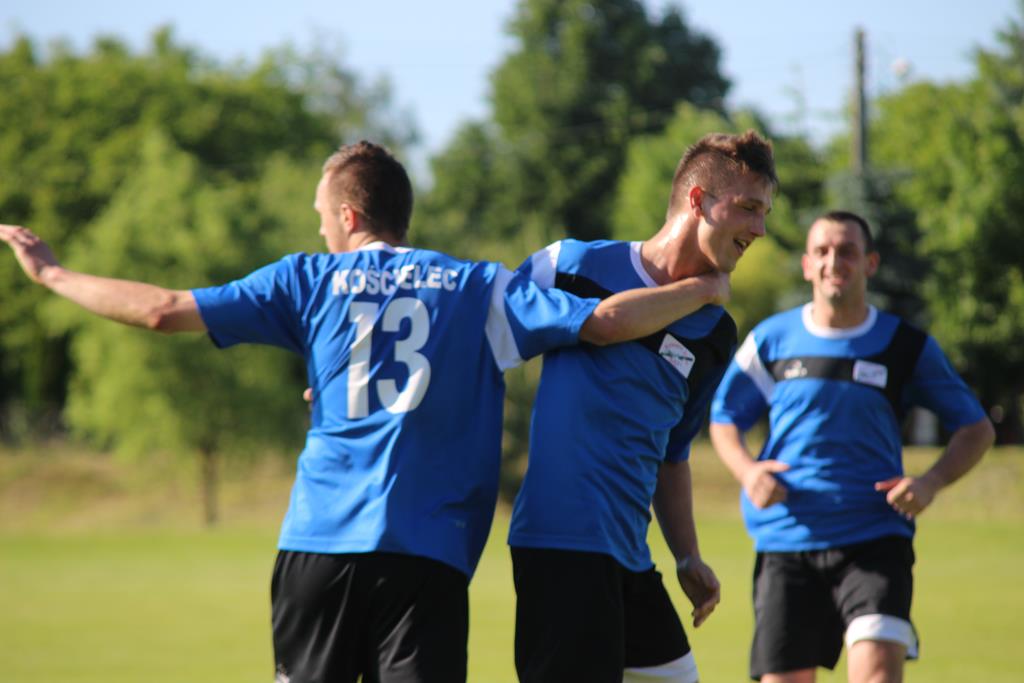 Klasa A: Albatros - Błękitni 0:5 (0:3)