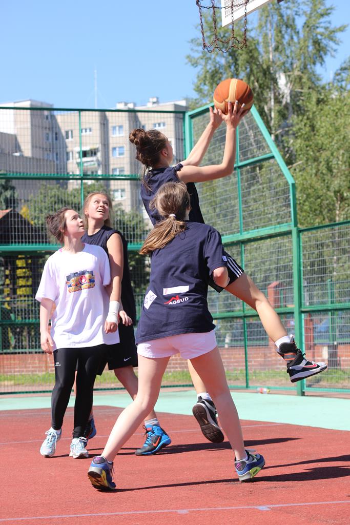 Turniej koszykarski Streetball 3x3 cz1