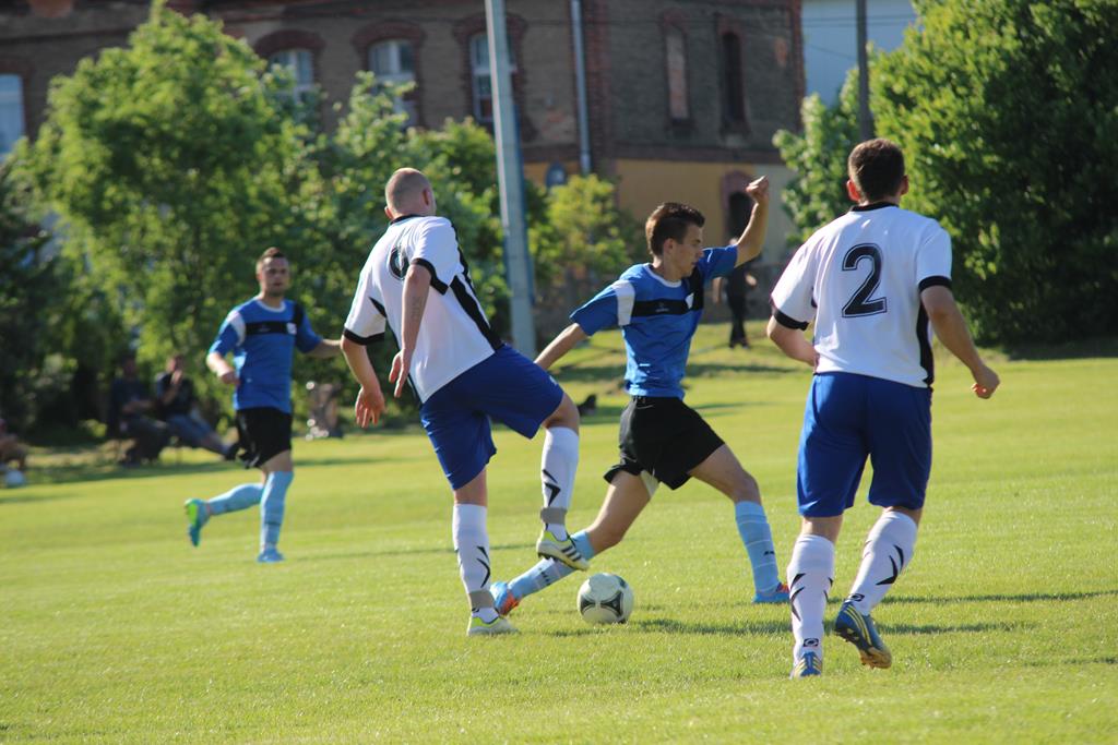 Klasa A: Albatros - Błękitni 0:5 (0:3)