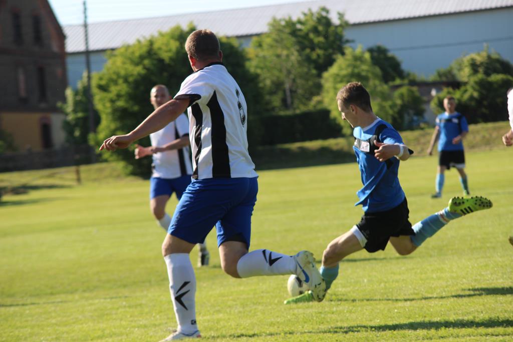 Klasa A: Albatros - Błękitni 0:5 (0:3)